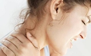 Symptomer vun Osteochondrose vun der Halswirbelsäule